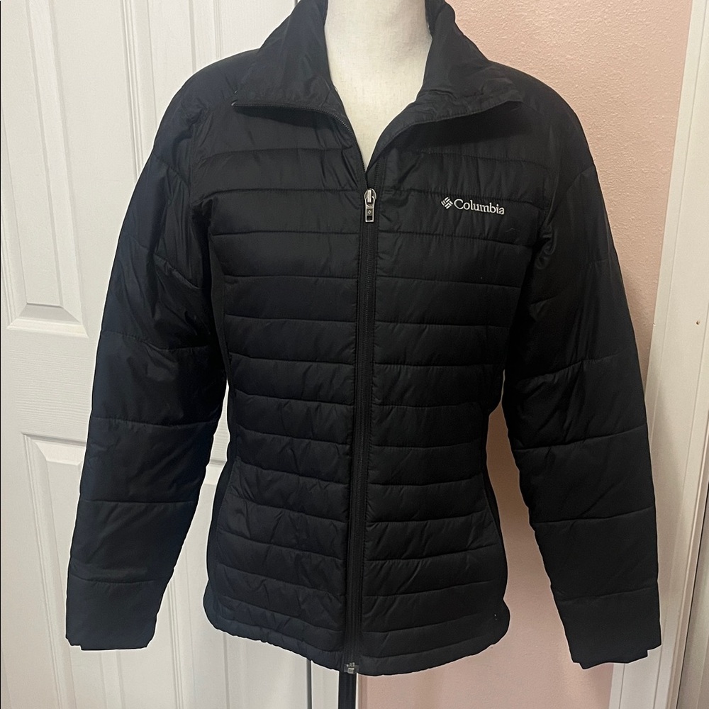 Columbia Women's Midnight Black Puffer Jacket